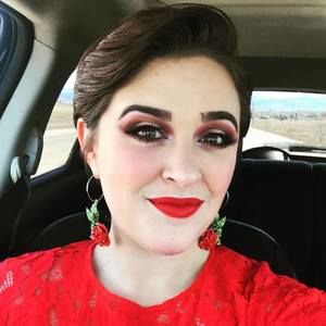 Meet your Posher, Belle